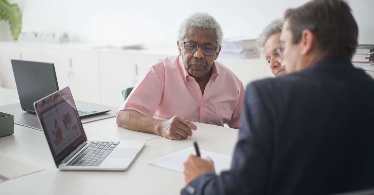 découvrez tout ce qu'il faut savoir sur les frais des courtiers en assurance. obtenez des informations claires et précises sur les coûts associés aux services des courtiers, afin de mieux comprendre votre investissement en matière d'assurance.